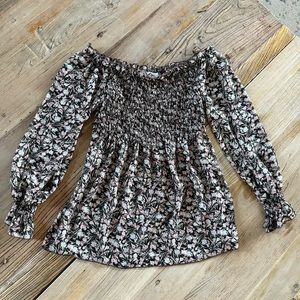 Floral Blouse Top Sz Medium.